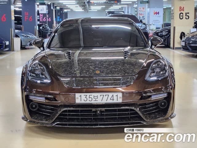 Porsche Panamera 2018 — Фото 2/20