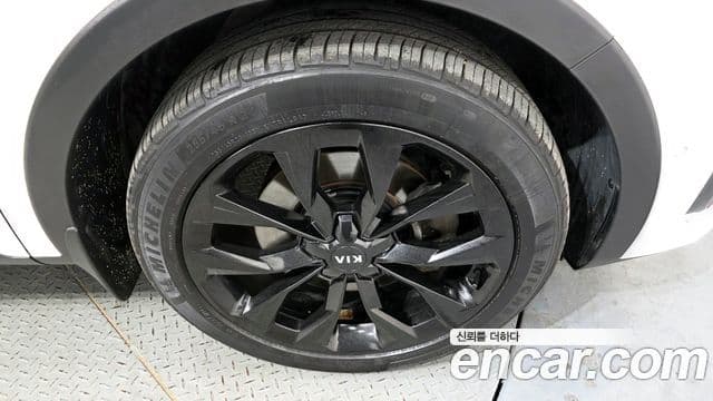 Kia Sorento 2021 — Фото 5/20