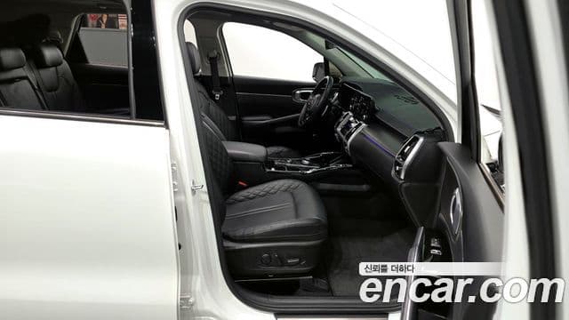 Kia Sorento 2021 — Фото 11/20