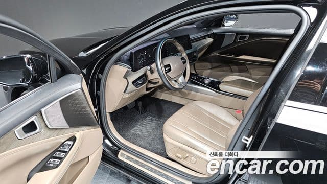 Kia K8 2022 — Photo 17/20