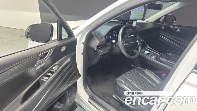 Genesis GV80 2023 — ფოტო 9/20