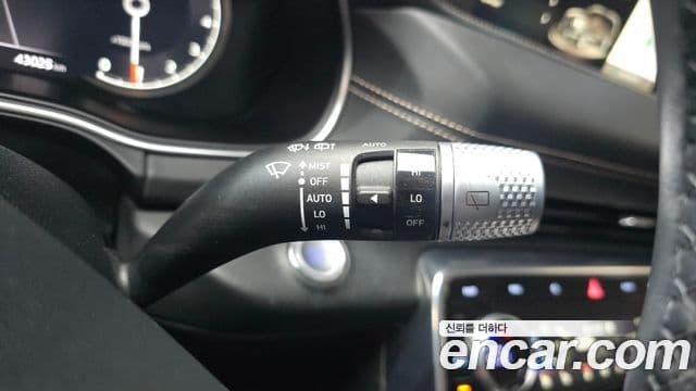 Genesis GV80 2023 — ფოტო 12/20