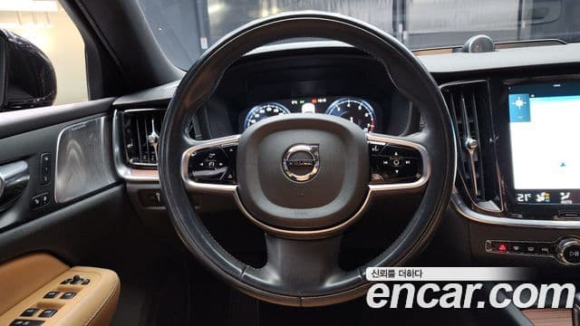 Volvo V60 Cross Country 2020 — Şəkil 13/20