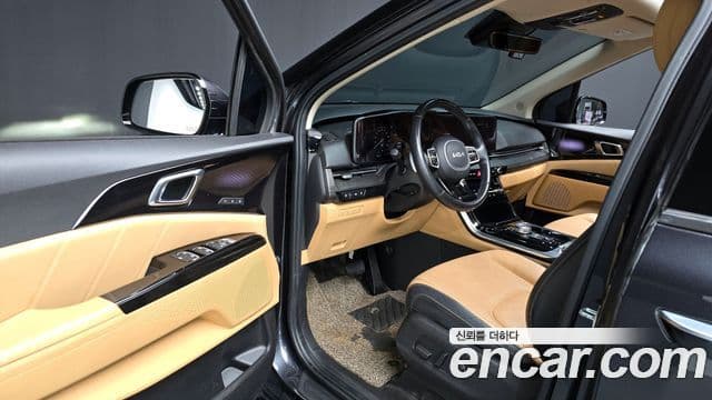 Kia Carnival 2022 — ფოტო 11/20