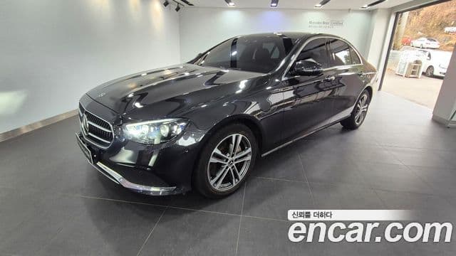 Mercedes-Benz E-Class 2022 — Şəkil 10/17