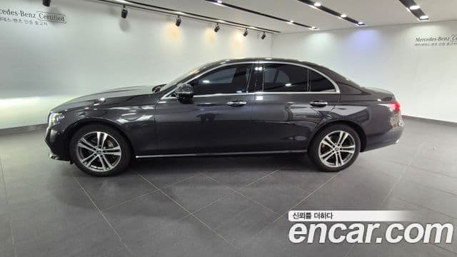 Mercedes-Benz E-Class 2022 — Şəkil 4/17