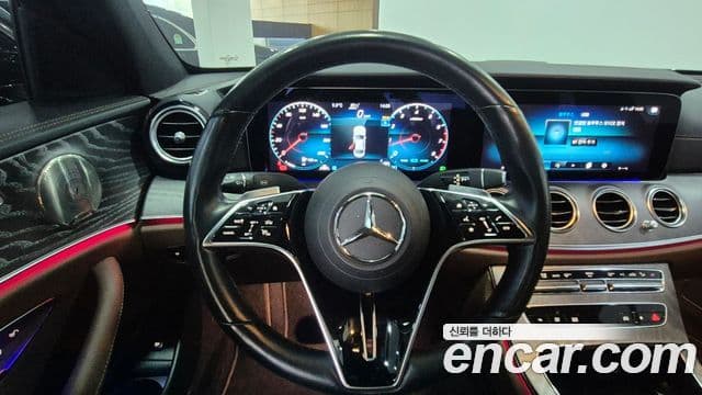 Mercedes-Benz E-Class 2022 — Şəkil 17/17