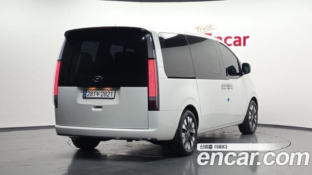 Hyundai Staria 2021 — Şəkil 2/20