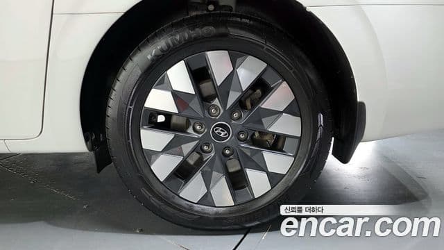 Hyundai Staria 2021 — Şəkil 5/20