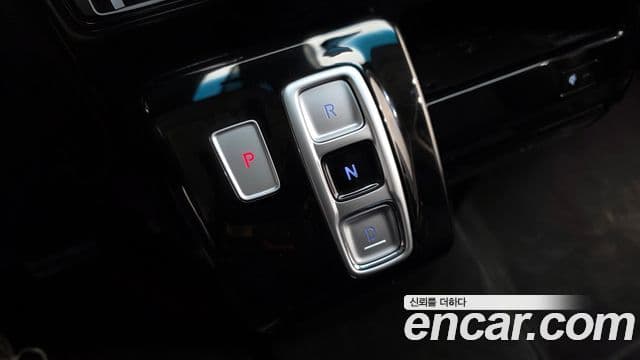 Hyundai Staria 2021 — Şəkil 9/20
