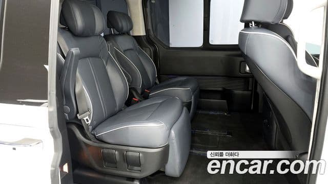 Hyundai Staria 2021 — Şəkil 12/20