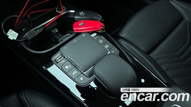 Mercedes-Benz A-Class 2020 — Şəkil 17/20