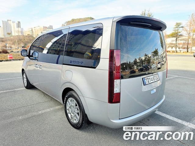 Hyundai Staria 2023 — Şəkil 4/20