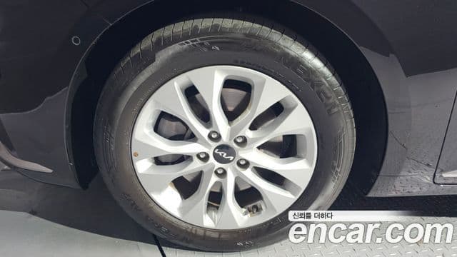 Kia K8 2021 — ფოტო 5/20