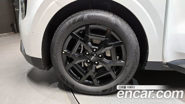 Kia Carnival 2025 — ფოტო 5/20