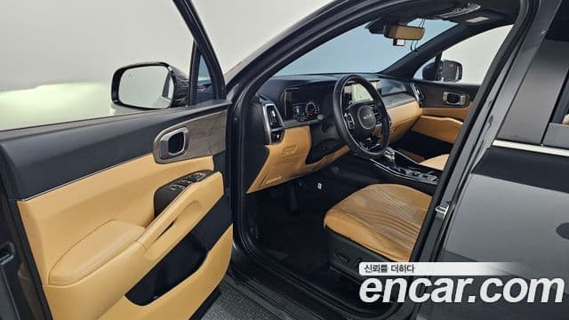 Kia Sorento 2023 — Şəkil 10/20