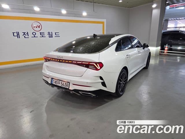 Kia K5 2023 — ფოტო 4/20