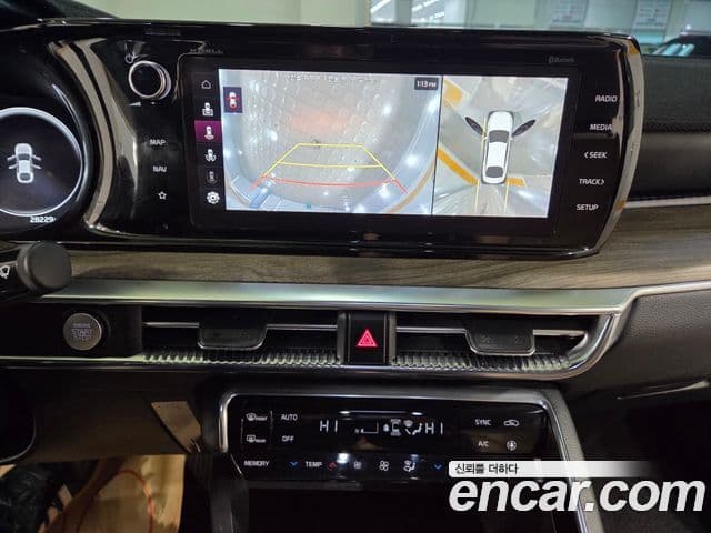 Kia K5 2023 — ფოტო 7/20