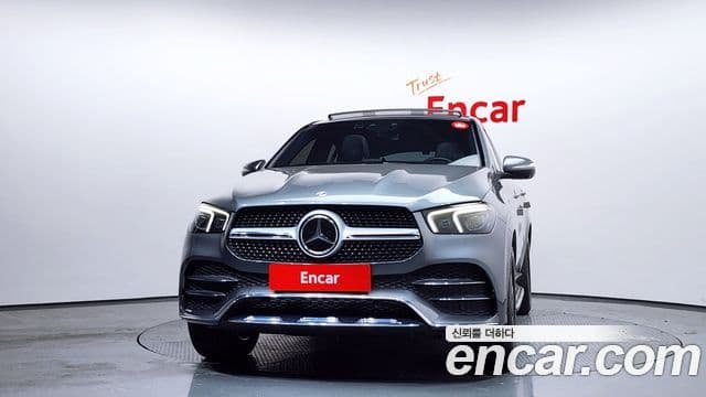 Mercedes-Benz GLE-Class 2021 — ფოტო 14/20