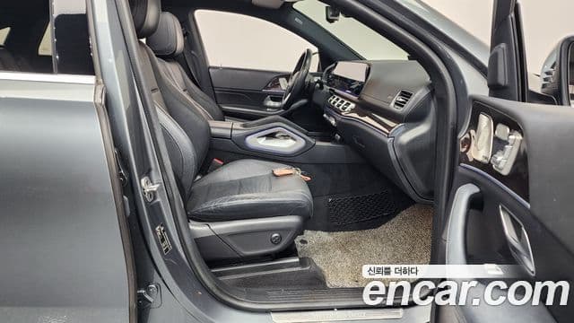 Mercedes-Benz GLE-Class 2021 — ფოტო 20/20