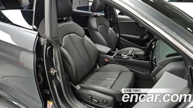 Audi A5 2022 — Şəkil 10/20