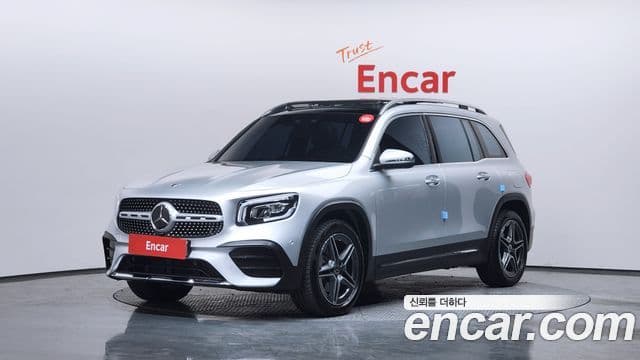 Mercedes-Benz GLB-Class 2023 — ფოტო 1/20