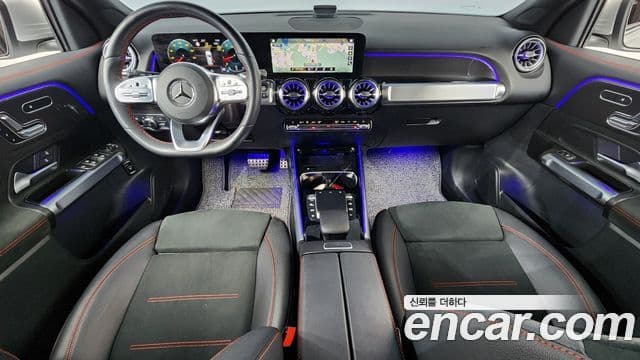Mercedes-Benz GLB-Class 2023 — ფოტო 7/20