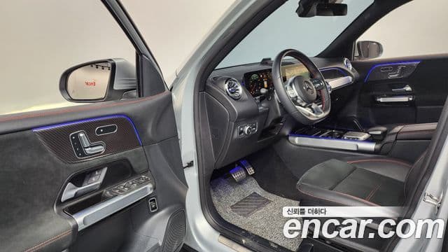 Mercedes-Benz GLB-Class 2023 — ფოტო 10/20