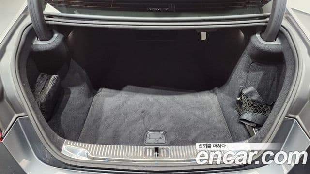 Mercedes-Benz S-Class 2022 — ფოტო 20/20