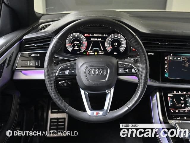 Audi Q8 2020 — Photo 13/20
