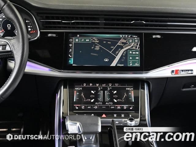 Audi Q8 2020 — Photo 5/20
