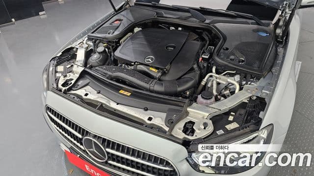 Mercedes-Benz E-Class 2021 — фото 6 из 20