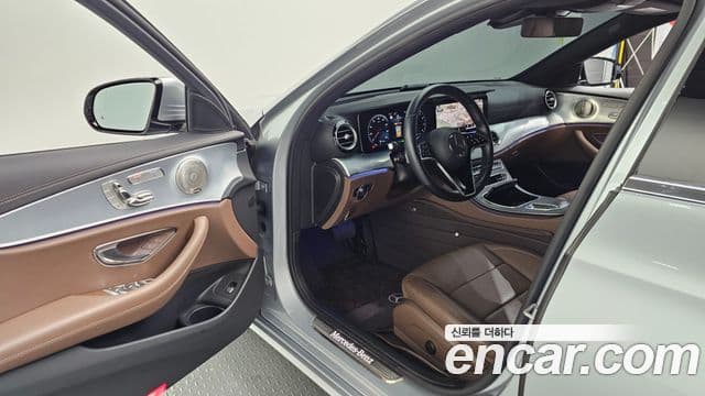 Mercedes-Benz E-Class 2021 — Şəkil 10/20