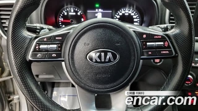 Kia Sportage The Bold 2021 — Фото 11/20