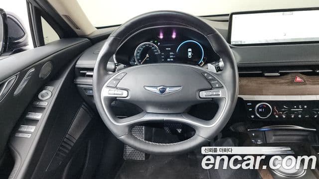 Genesis Electrified G80 2020 — ფოტო 13/20