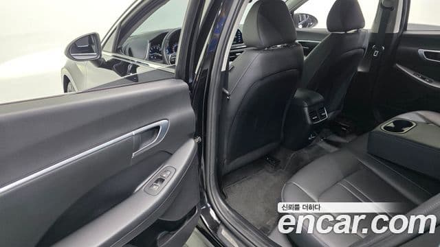 Hyundai Sonata Hybrid 2020 — Şəkil 6/20