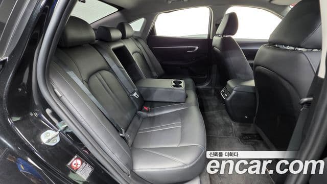 Hyundai Sonata Hybrid 2020 — Şəkil 19/20