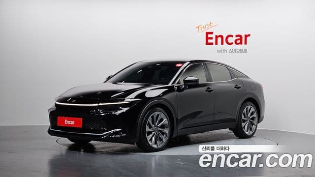 Toyota Crown Crossover 2023 — ფოტო 1/20
