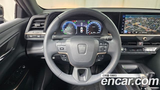 Toyota Crown Crossover 2023 — ფოტო 13/20