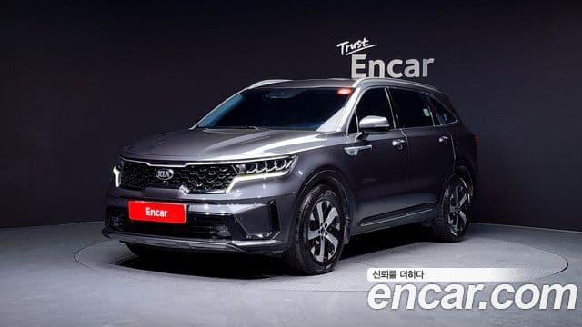 Kia Sorento 2021 — Фото 1/20