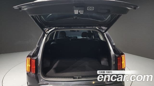 Kia Sorento 2021 — Фото 20/20