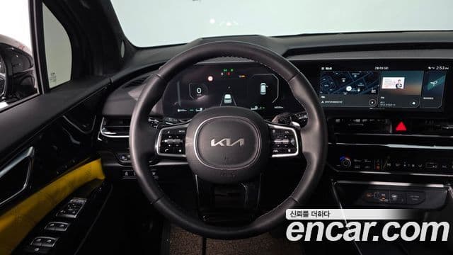 Kia Carnival 2025 — ფოტო 13/20