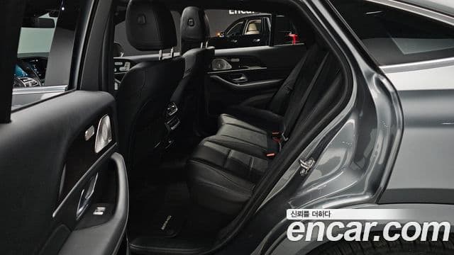 Mercedes-Benz GLE-Class 2021 — Şəkil 12/20