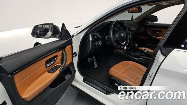 BMW 4 Series 2018 — Фото 10/20