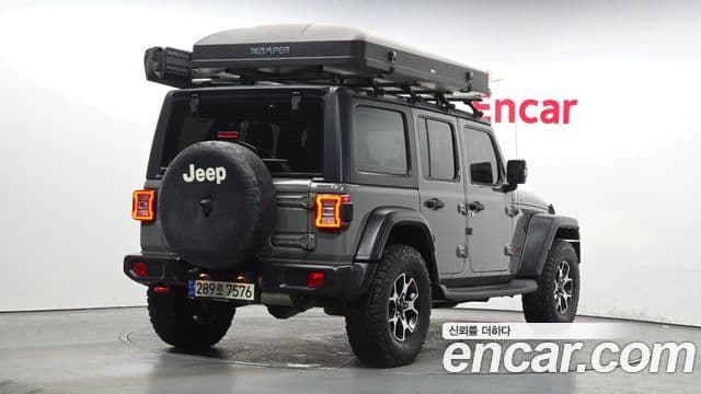 Jeep Wrangler 2021 — ფოტო 2/20