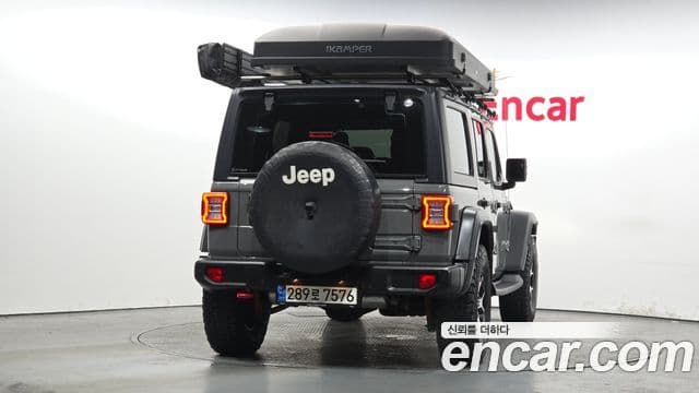 Jeep Wrangler 2021 — ფოტო 4/20