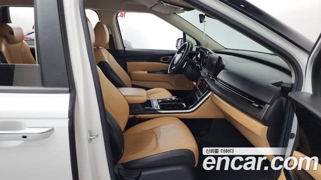 Kia Carnival 2020 — Şəkil 11/20