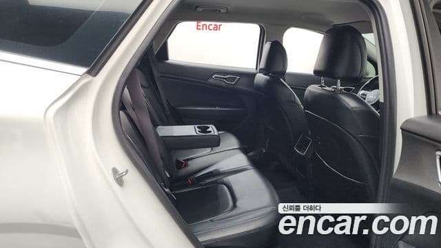 Kia Sportage 2021 — Фото 12/20