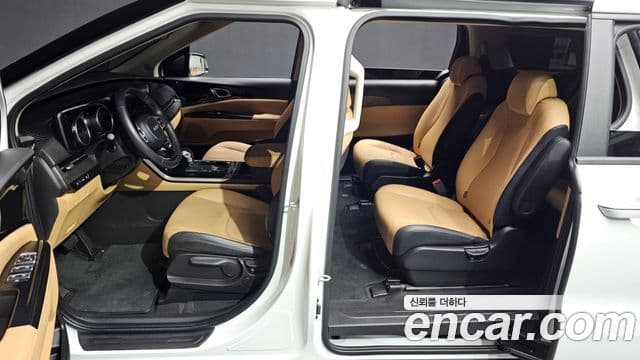 Kia Carnival 2022 — Фото 10/20