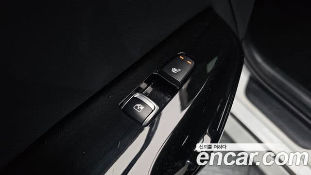 Kia K5 2023 — ფოტო 20/20